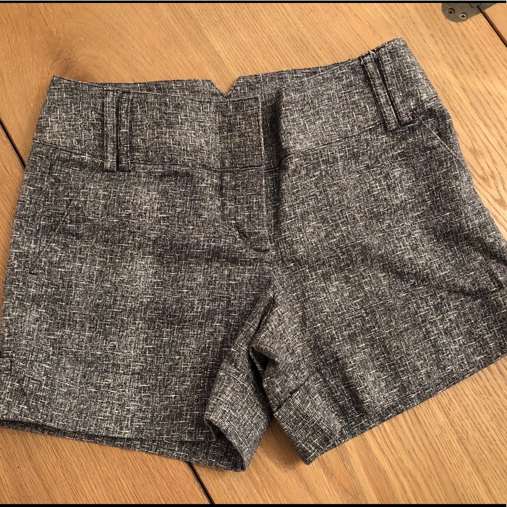 Express Crosshatch Pattern Shorts - image 1